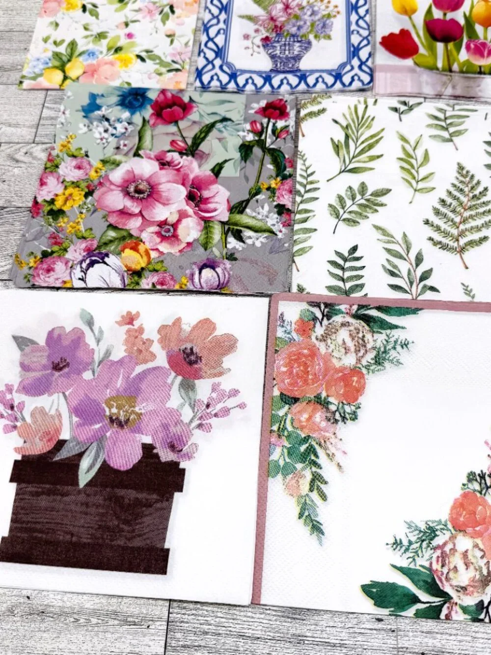42 Napkins for Crafts/Decoupage - Flowers Theme - 21 Napkins (x2)